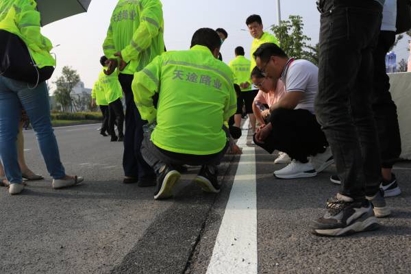 公路劃線機